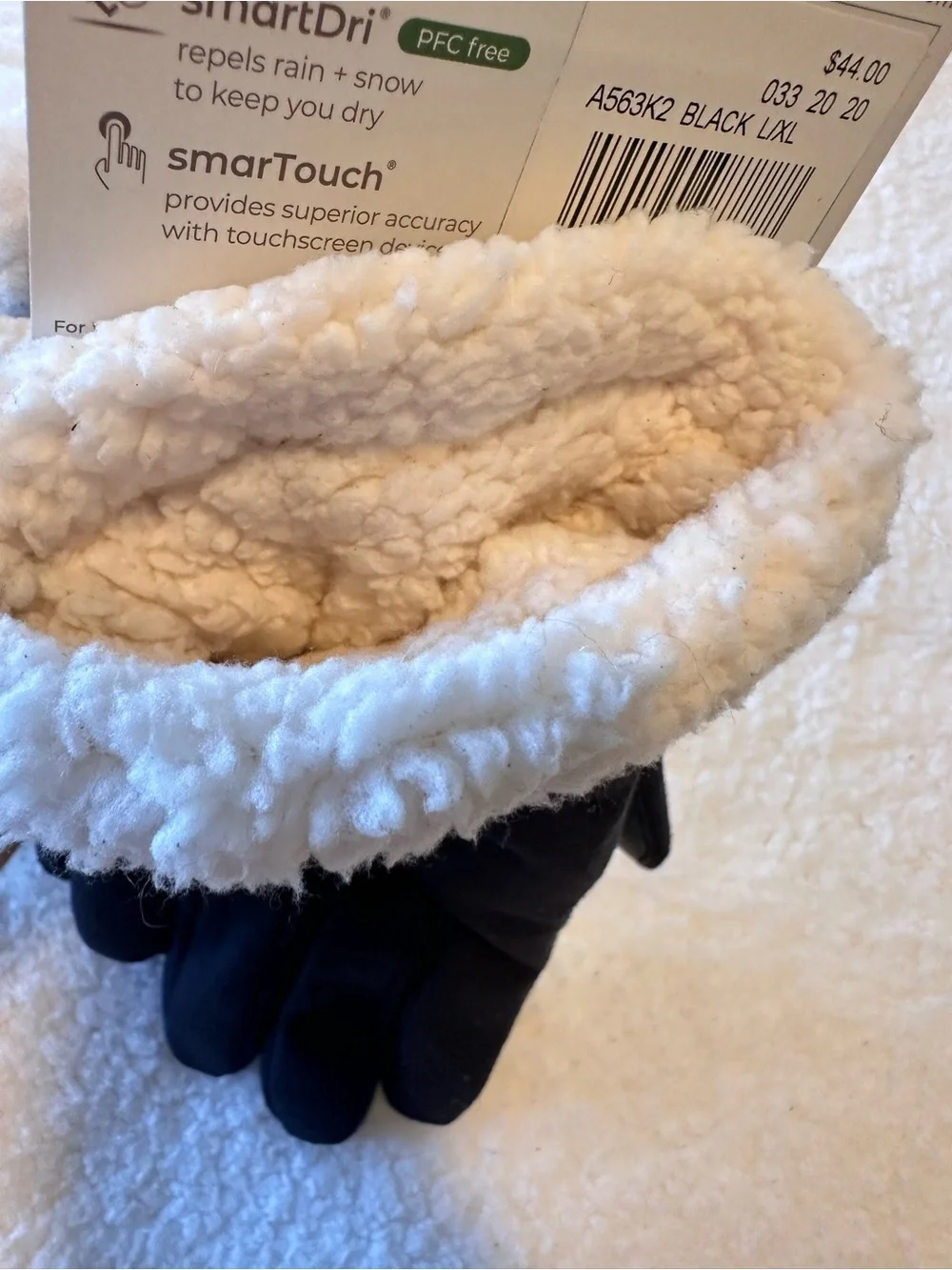 Black Sherpa-Lined Isotoner Gloves